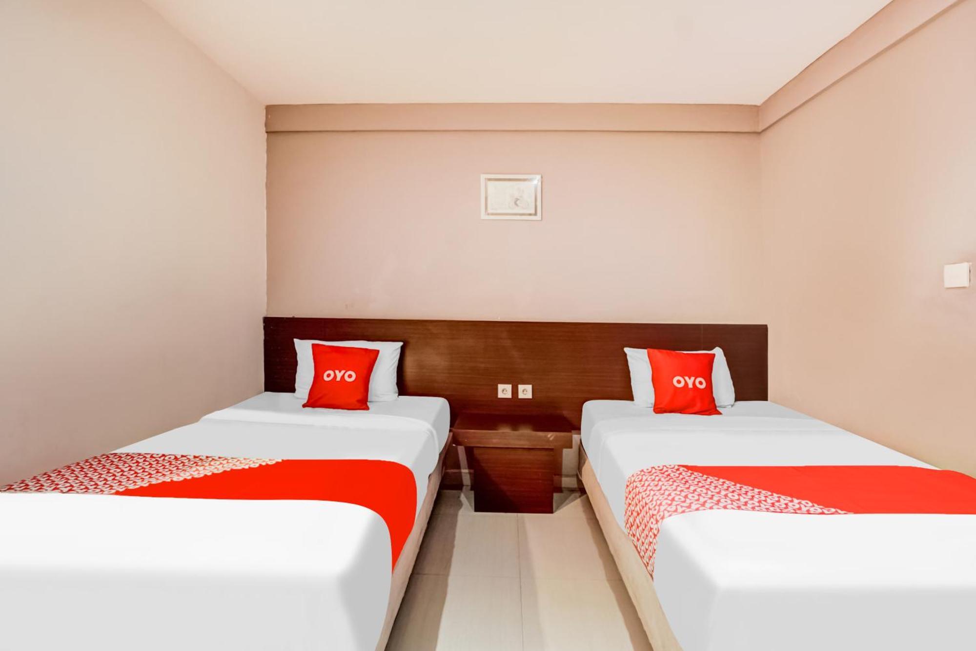 Hotel O Siwalankerto Near Surabaya Carnival Exterior foto